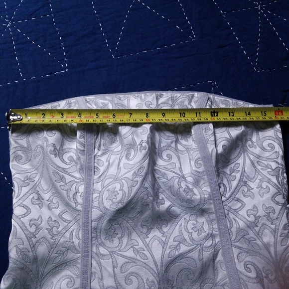 White House Black Market Corset top size 6 - Picture 3 of 8